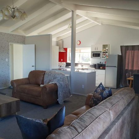 B, D&D Bed&Breakfast Tauposee Exterior foto