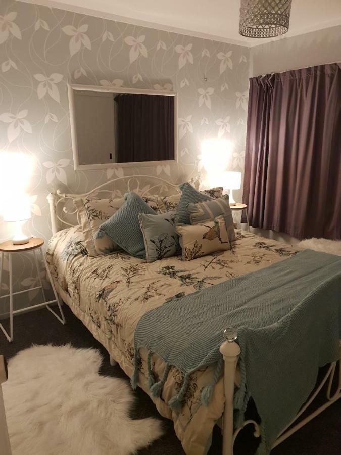 B, D&D Bed&Breakfast Tauposee Exterior foto