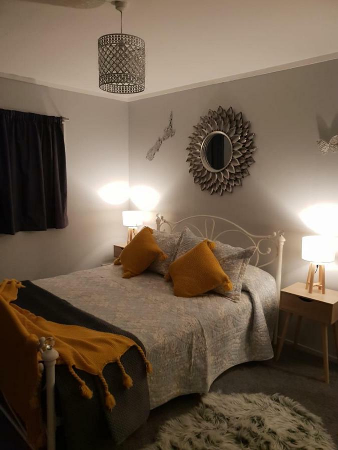B, D&D Bed&Breakfast Tauposee Exterior foto